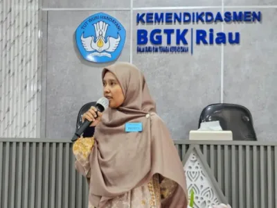 Kepala SMP IT Al Fityah Raih Juara 3 Apresiasi Guru dan Tenaga Kependidikan Transformatif Kota Pekanbaru 2026