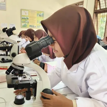 PRAKTIKUM KE LABOR EKOLOGI FMIPA UNIVERSITAS RIAU